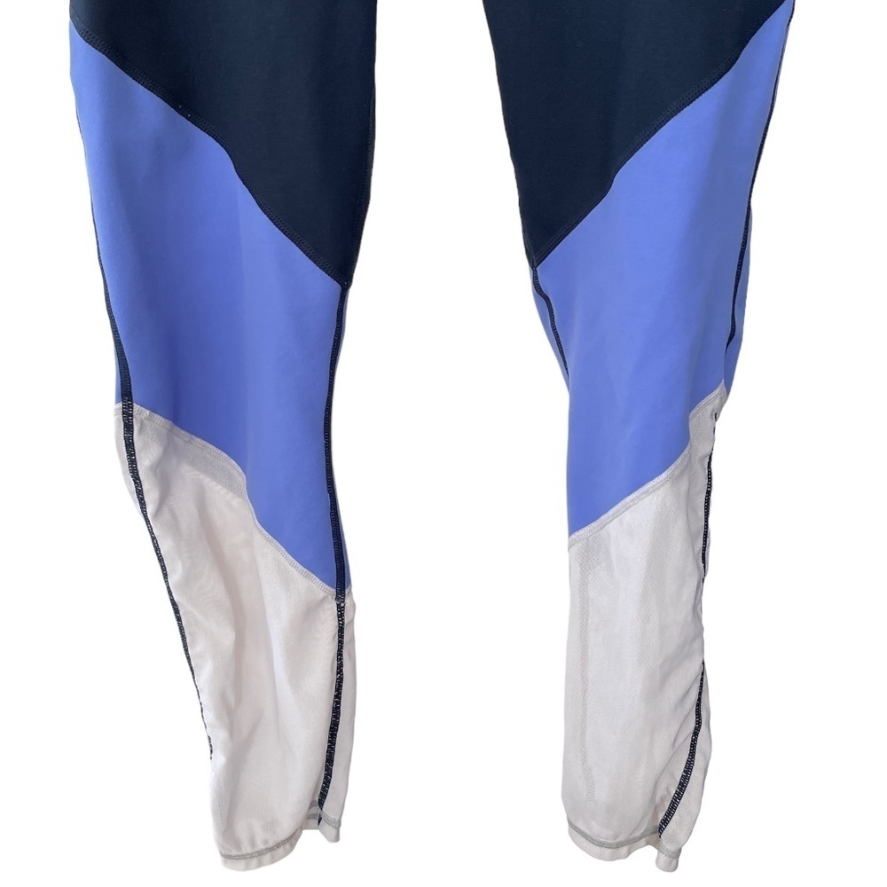 Fabletics High Waisted 7/8 Color Block Leggings T… - image 5
